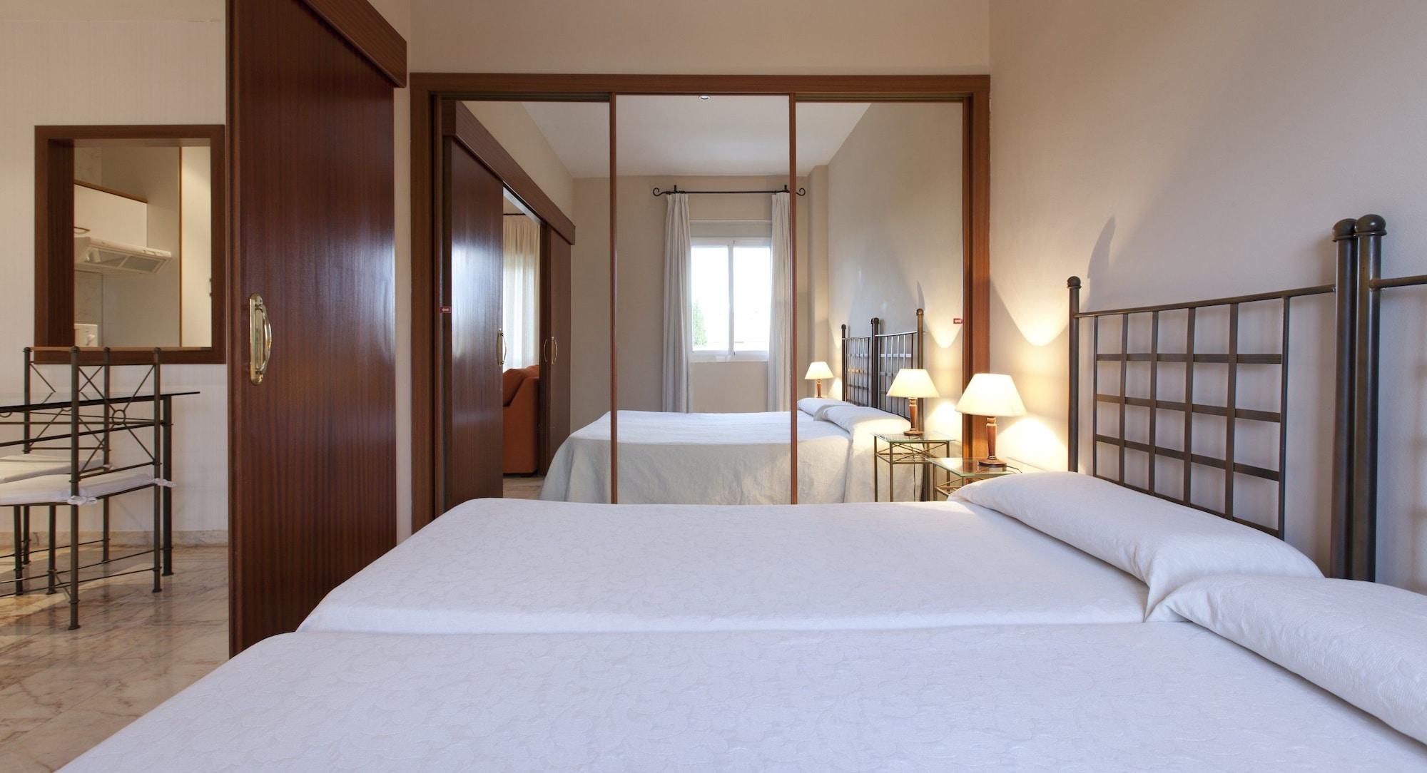 Apartamentos Vertice Bib Rambla Севилья Экстерьер фото