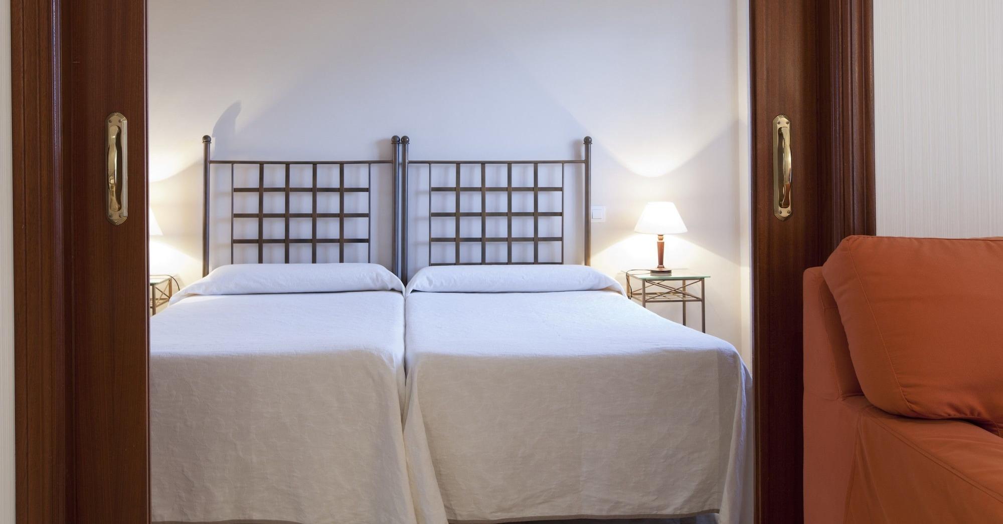 Apartamentos Vertice Bib Rambla Севилья Экстерьер фото
