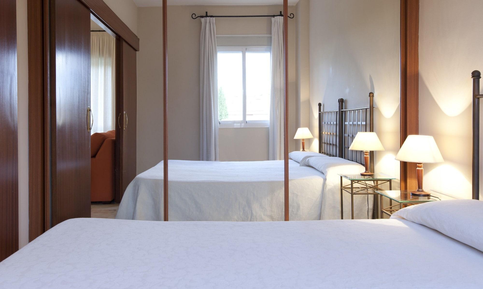 Apartamentos Vertice Bib Rambla Севилья Экстерьер фото