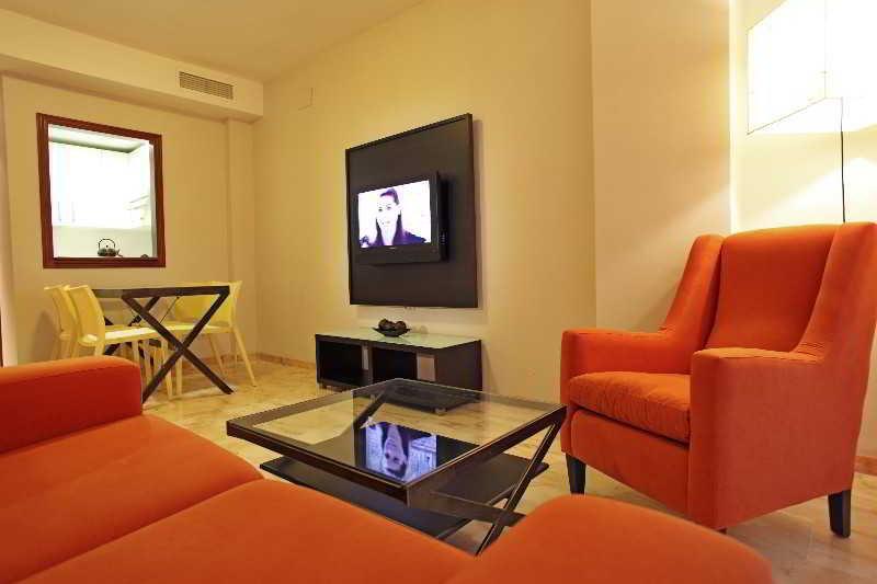 Apartamentos Vertice Bib Rambla Севилья Экстерьер фото