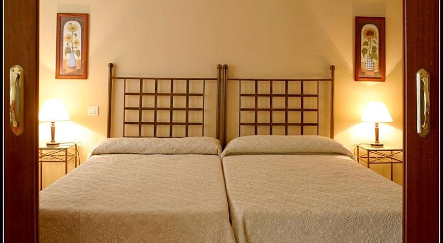 Apartamentos Vertice Bib Rambla Севилья Экстерьер фото