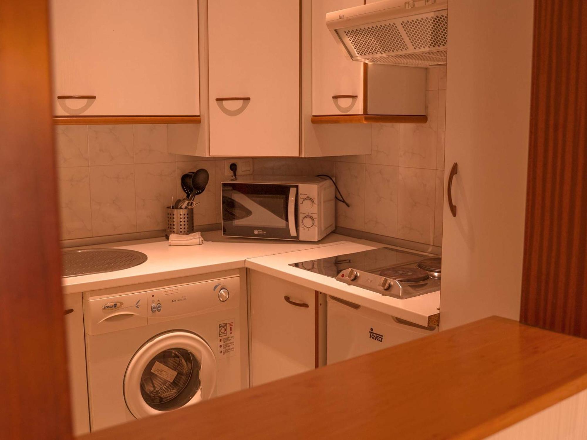 Apartamentos Vertice Bib Rambla Севилья Экстерьер фото