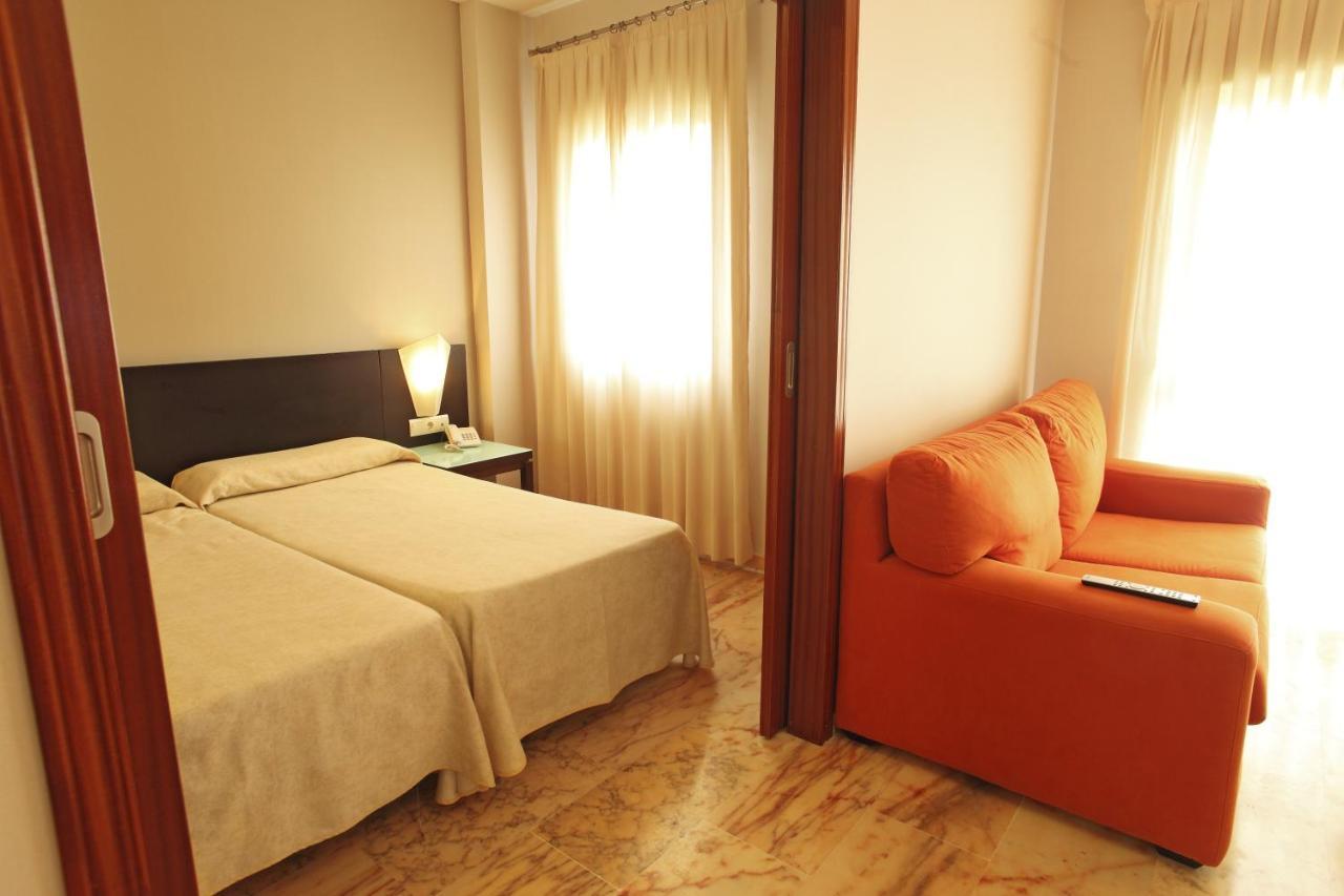 Apartamentos Vertice Bib Rambla Севилья Номер фото